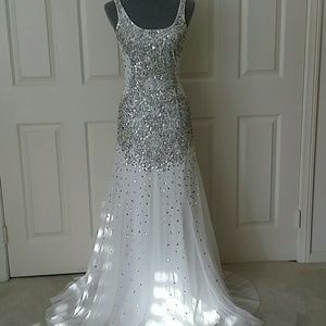NWOT Adrianna Papell Prom/Wedding